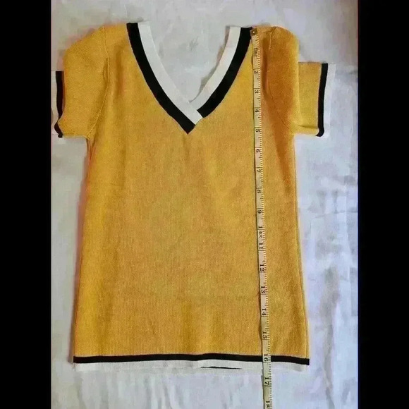 Stylish Yellow V-Neck Tee with Black and White Trim - Picture 4 of 4